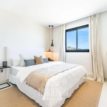 Higueronrentals Mikero Apartment *