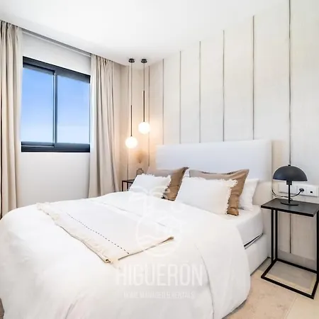 Higueronrentals Mikero Apartment *