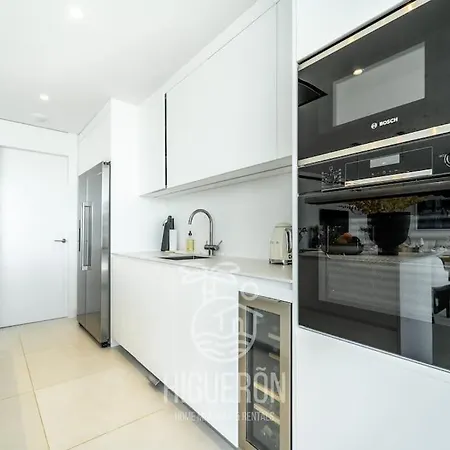 Higueronrentals Mikero Apartment *