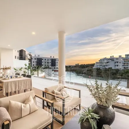 Higueronrentals Mikero Apartment *