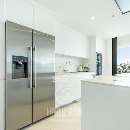Higueronrentals Mikero Apartment Malaga